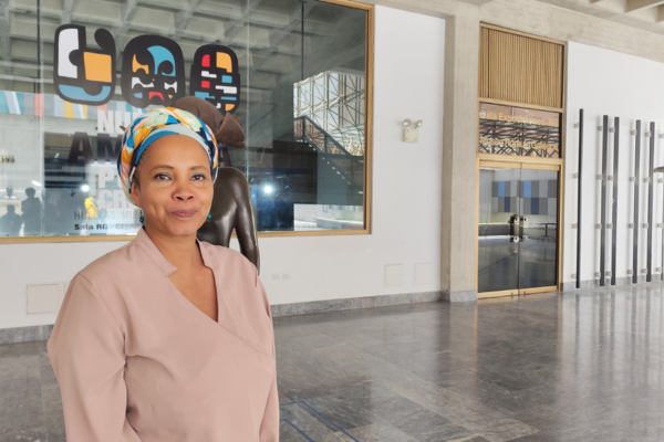 Lilia Ana Márquez Ugueto resaltó la vigencia de la descolonización y la crítica al racismo